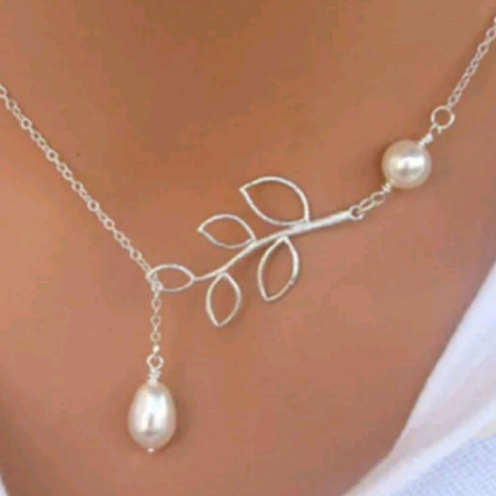 Infinity Pearl Necklace